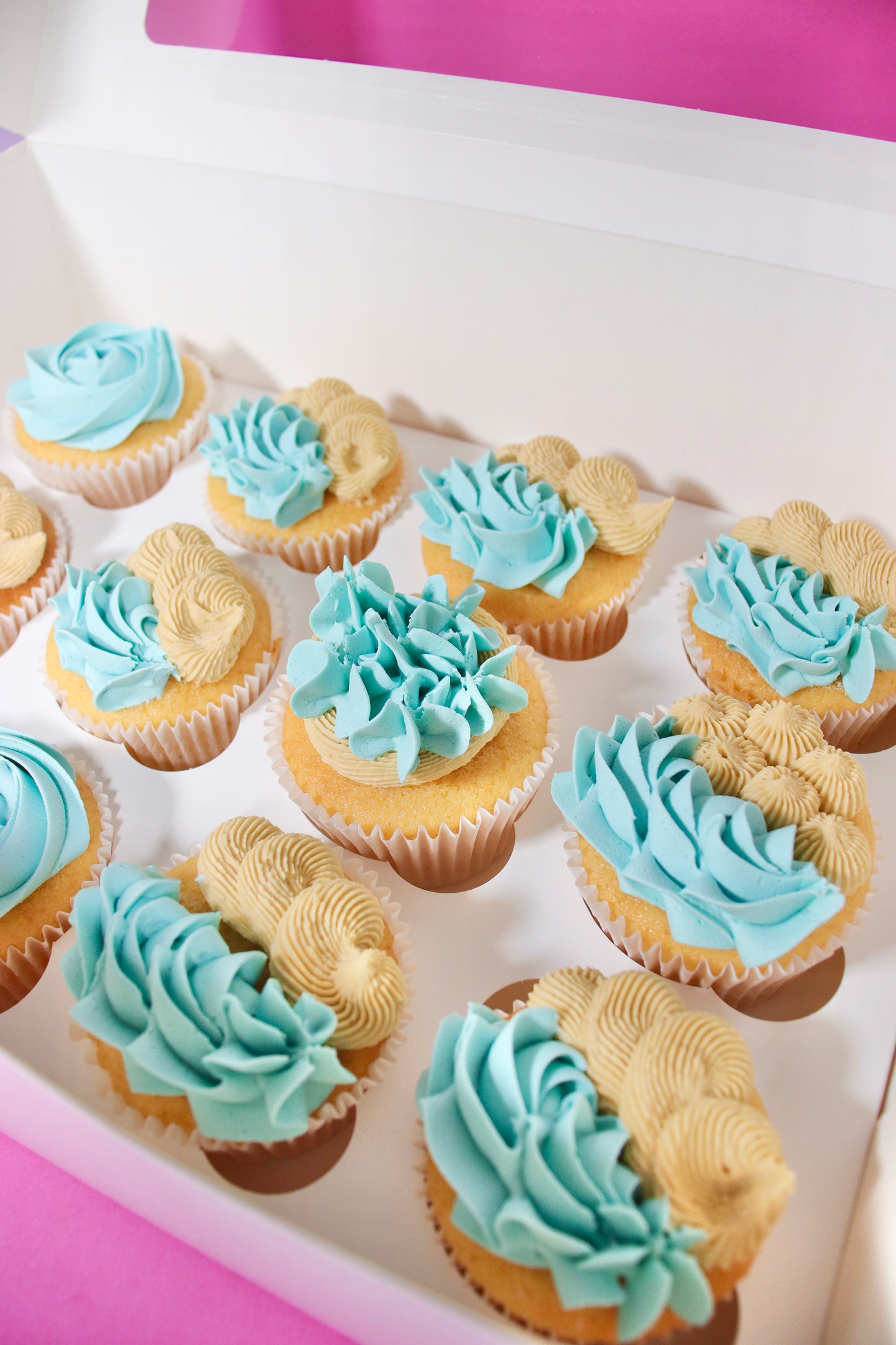 Blue & Beige Oooze Cupcakes